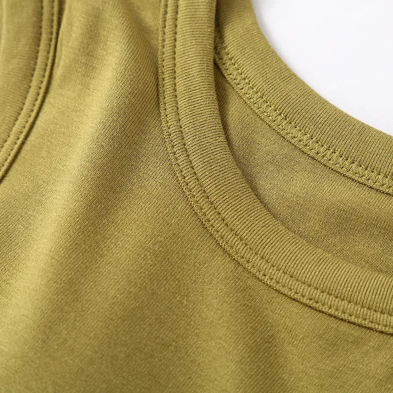 Sleeveless Crew Neck Tank Top Image 10