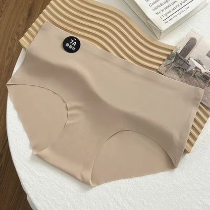 Silky Smooth Seamless Panties Image 3