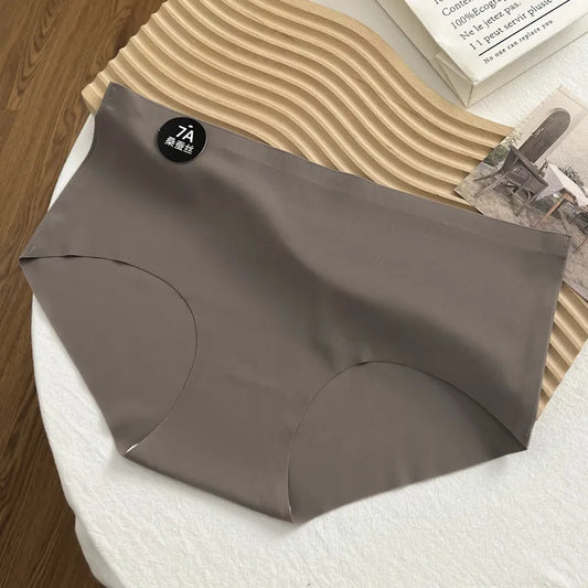 Silky Smooth Seamless Panties Image 2