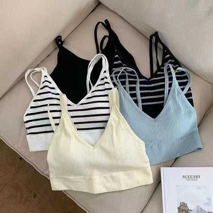 Ribbed V-Neck Bralette Image 10