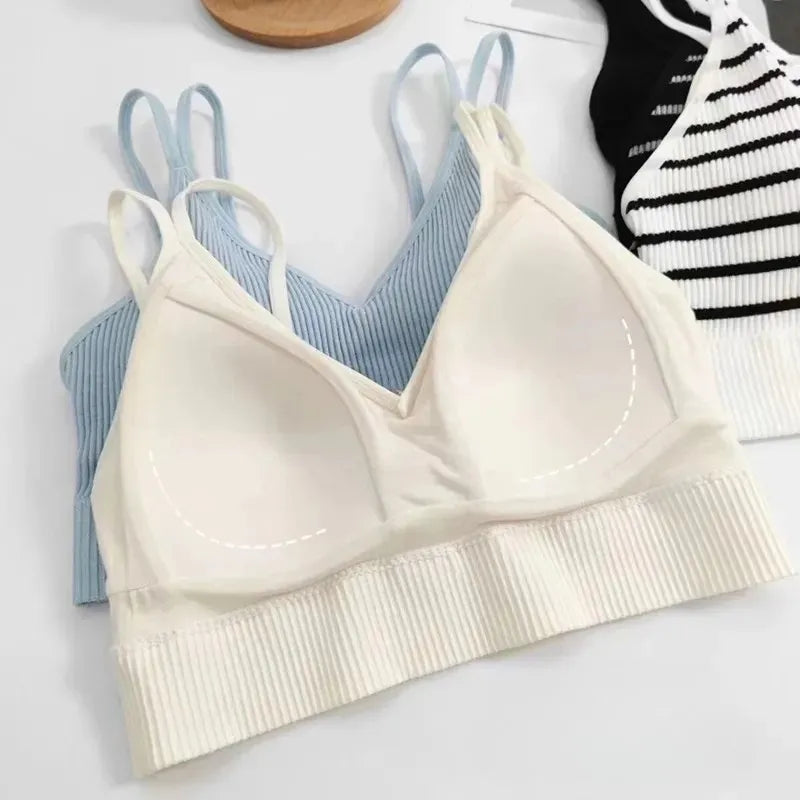 Ribbed V-Neck Bralette Image 5