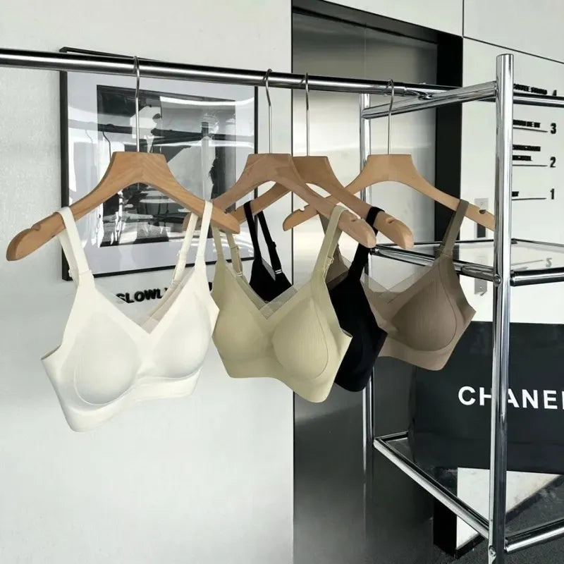 Lace Trim Padded Bra Image 3